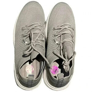 NWOT Tommy Bahama  women’s golf shoes gray/white sz 8.5